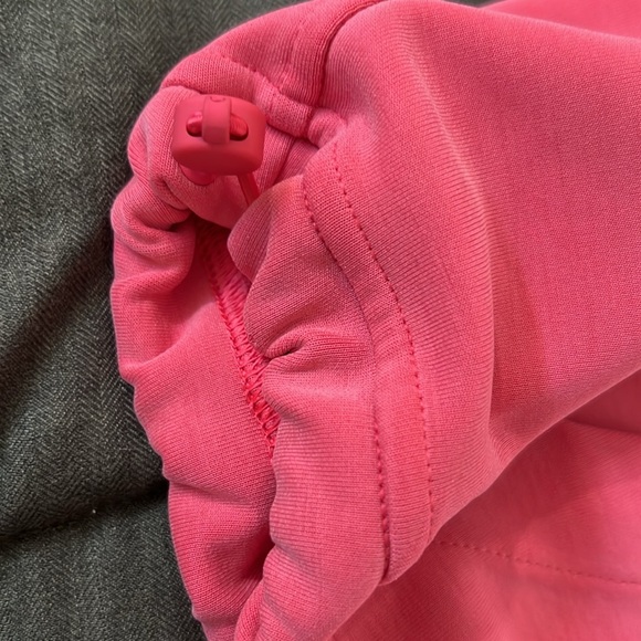 Lululemon Brushed Softstreme Half Zip, Size 2 - Picture 8 of 8